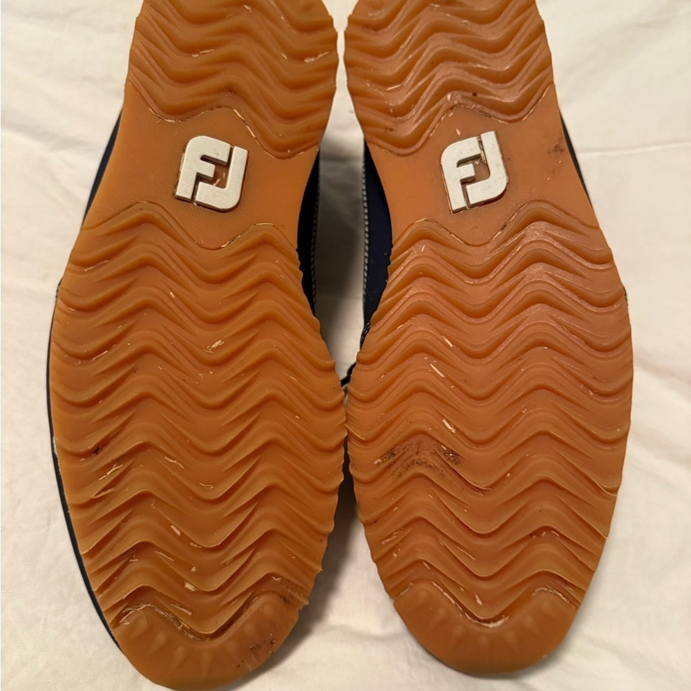 Women's FootJoy Sport Retro Blue and White Golf Shoes. Size 7 - Picture 6 of 7